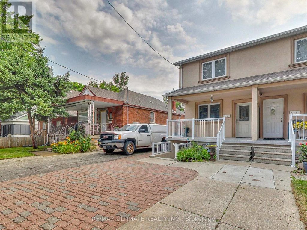 Upper - 19 Glenora Avenue, Toronto (oakwood Village)