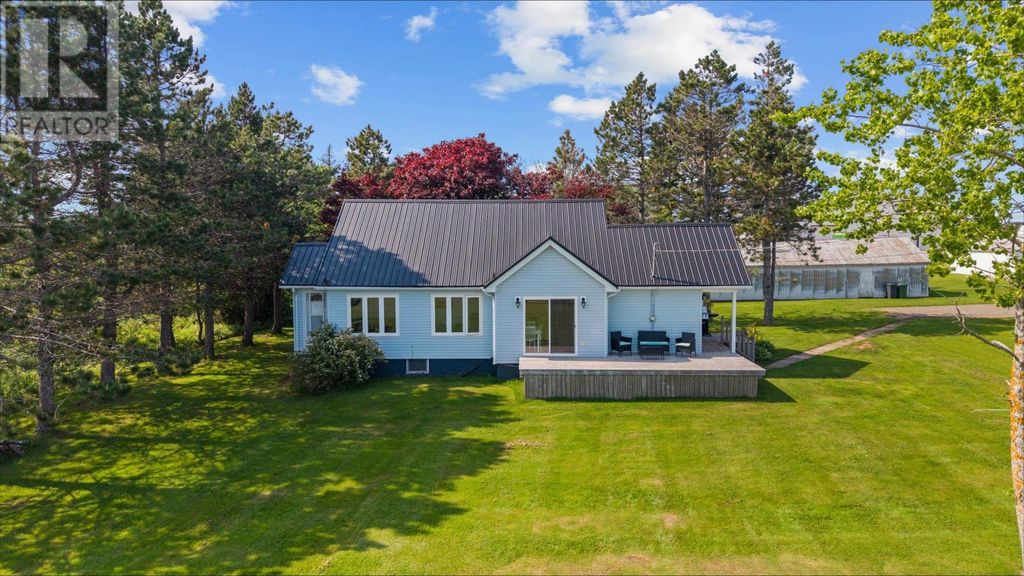 3783 East Point Road, South Lake