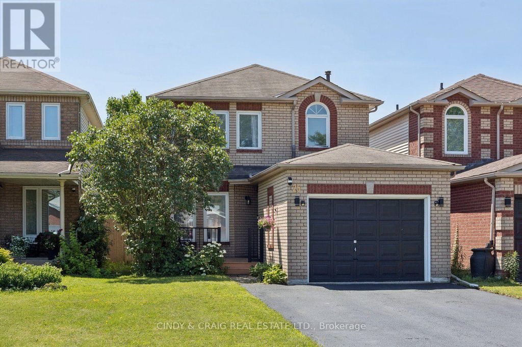 25 John Walter Crescent, Clarington (courtice)