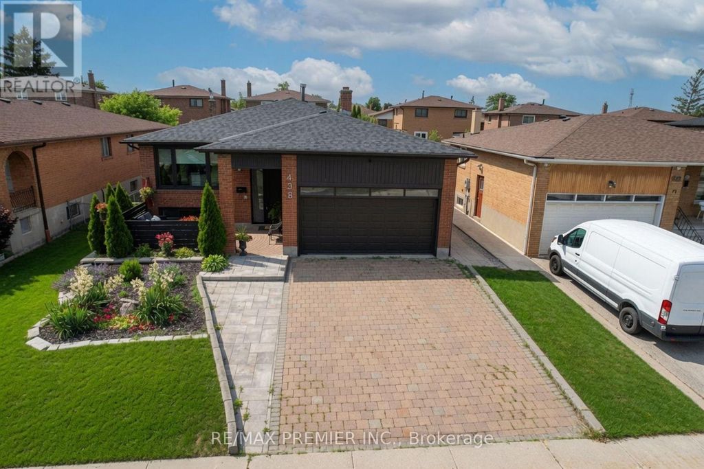 438 Woodbridge Avenue, Vaughan (west Woodbridge)