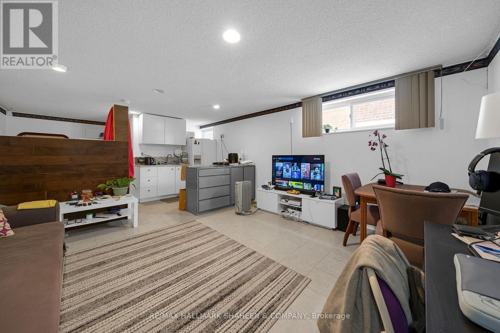 Bsmnt A - 386 Ellerslie Avenue, Toronto (willowdale West)
