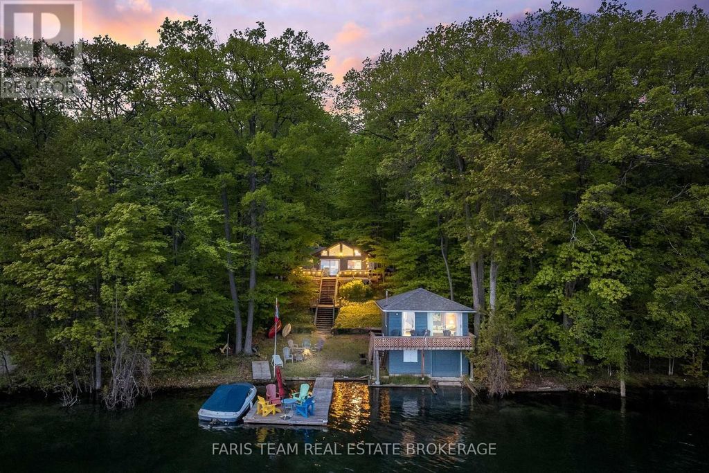 112 Farlain Lake Road E, Tiny