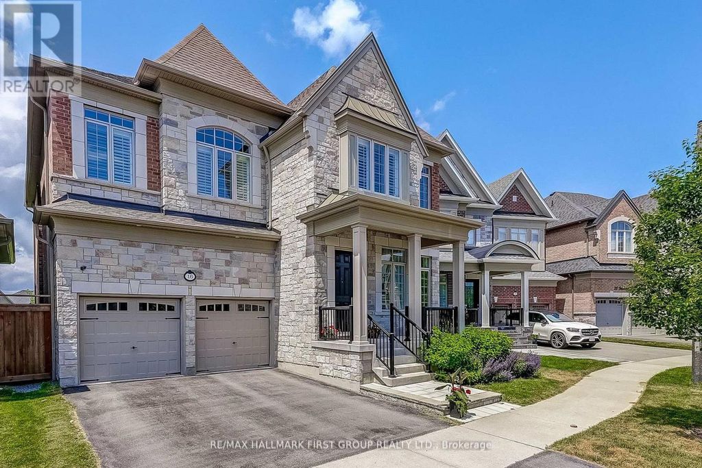 16 Beaverdams Drive, Whitby