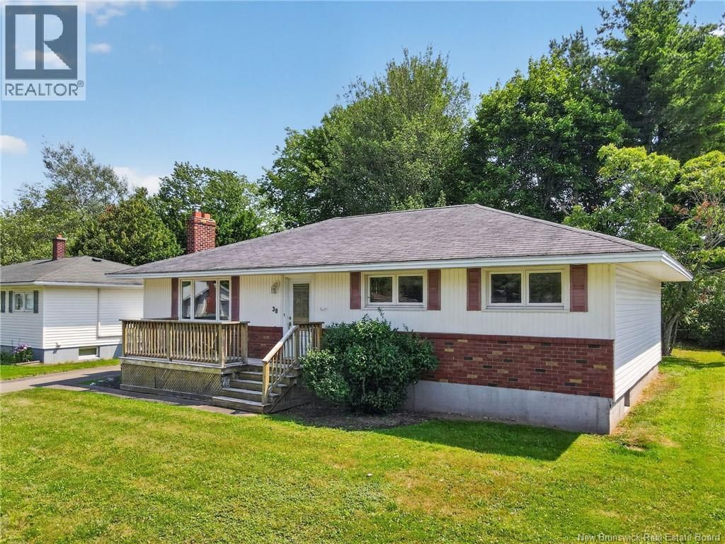 38 Lindsay Street, Riverview