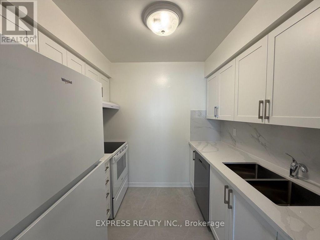 309 - 18 Hillcrest Avenue, Toronto (willowdale East)