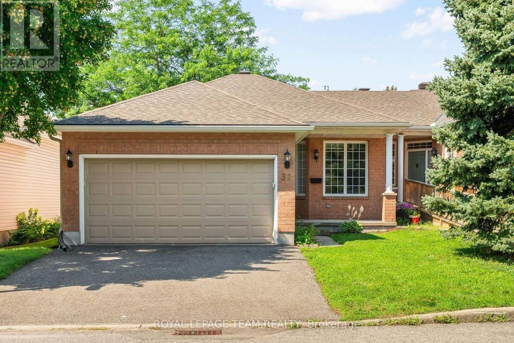 32 Trump Avenue, Ottawa
