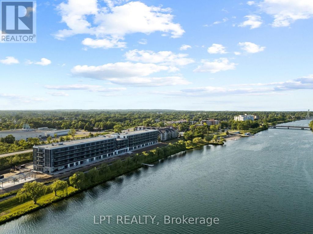 102 - 350 Prince Charles Drive S, Welland (broadway)