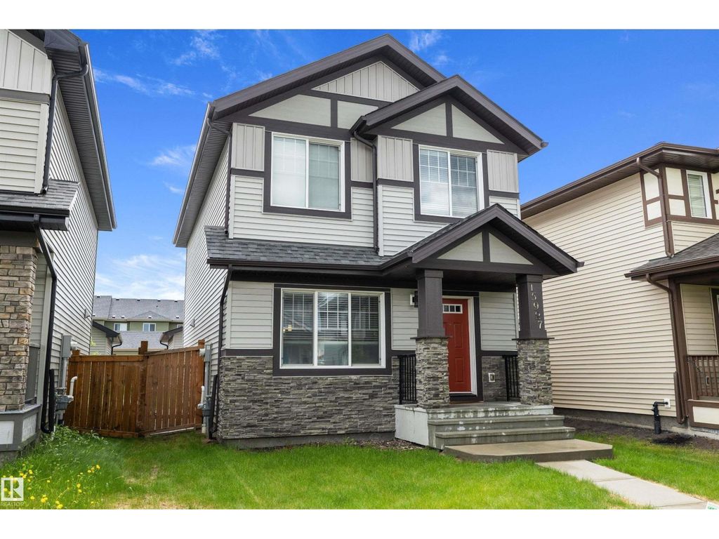15927 13 Av Sw, Edmonton