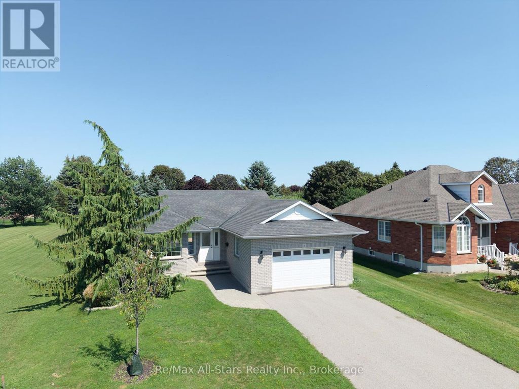 8 Whitney Court, Kawartha Lakes (lindsay)