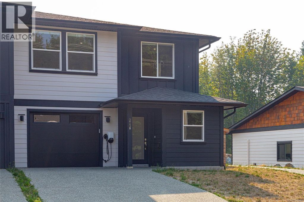 213 Macdonald Rd, Lake Cowichan