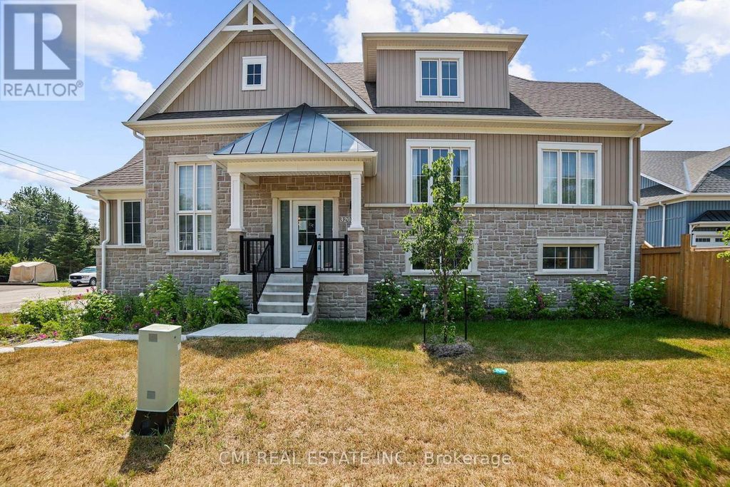 3205 Mosley Street, Wasaga Beach