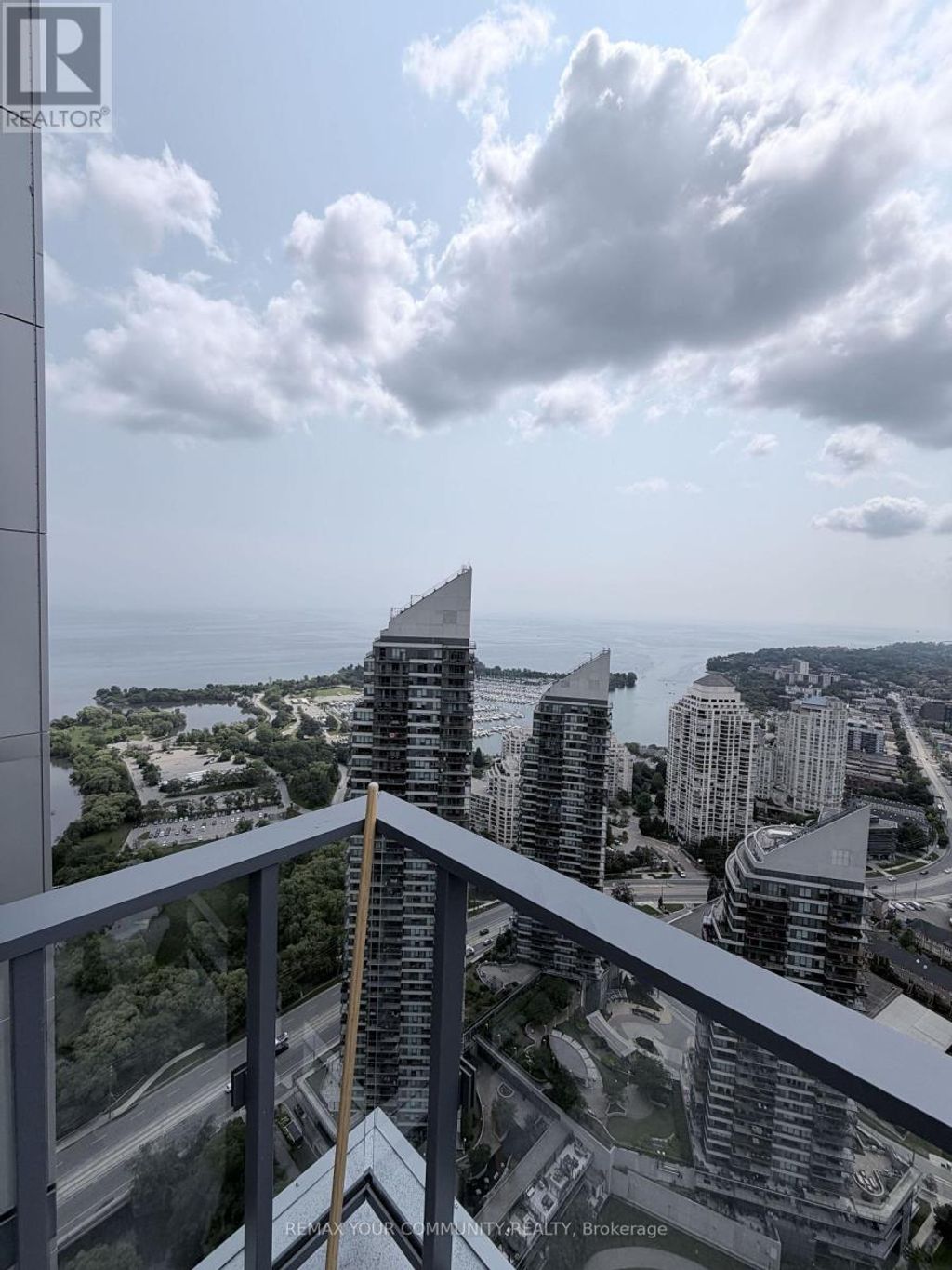 Ph2 - 2220 Lakeshore Boulevard, Toronto (mimico)
