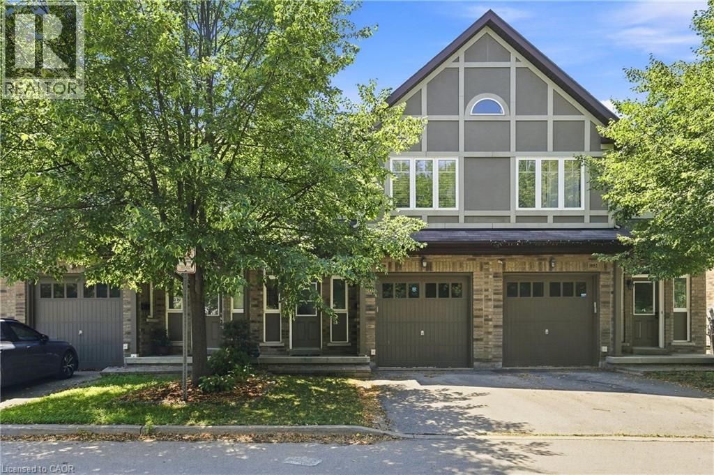 1050 Ryckman Common, Burlington