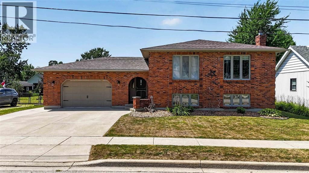 36 Union Street, Lambton Shores