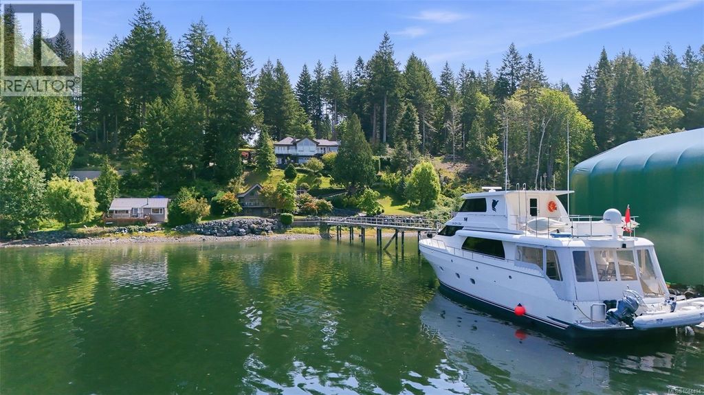 1157 West Rd, Quadra Island