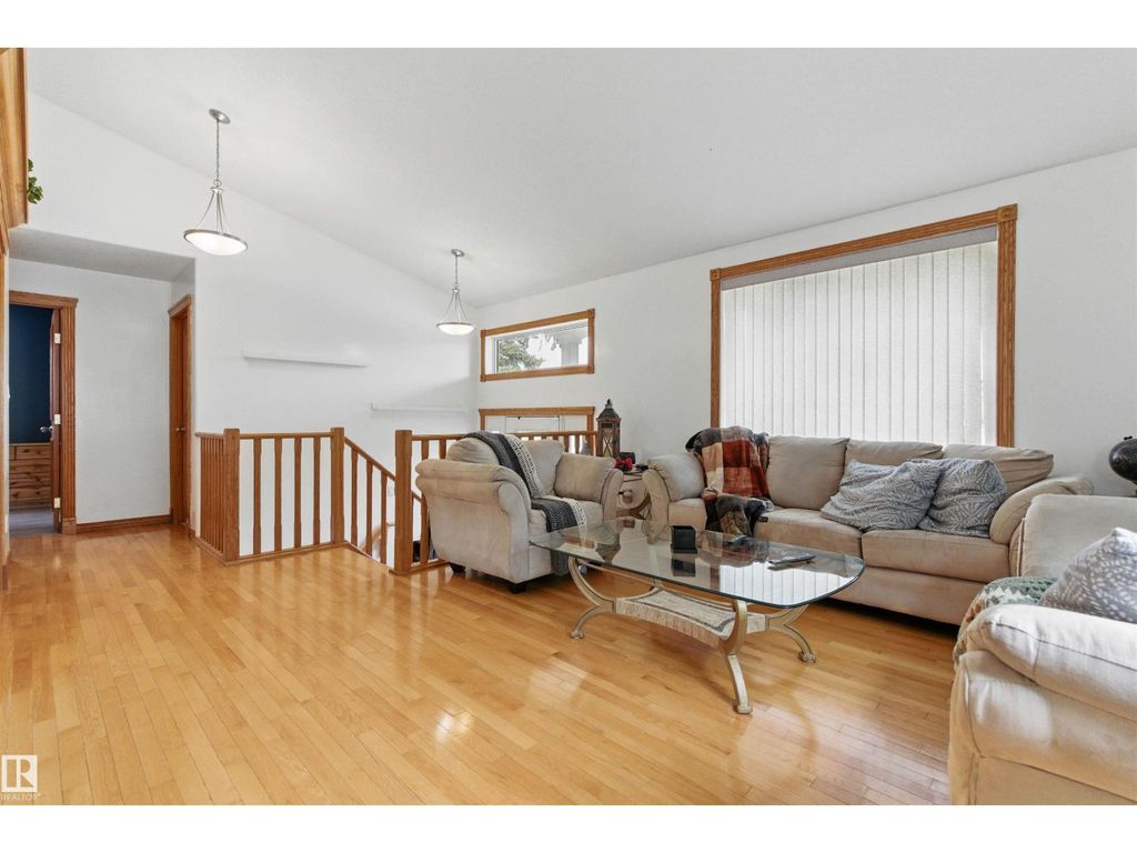 9716 160 St Nw, Edmonton