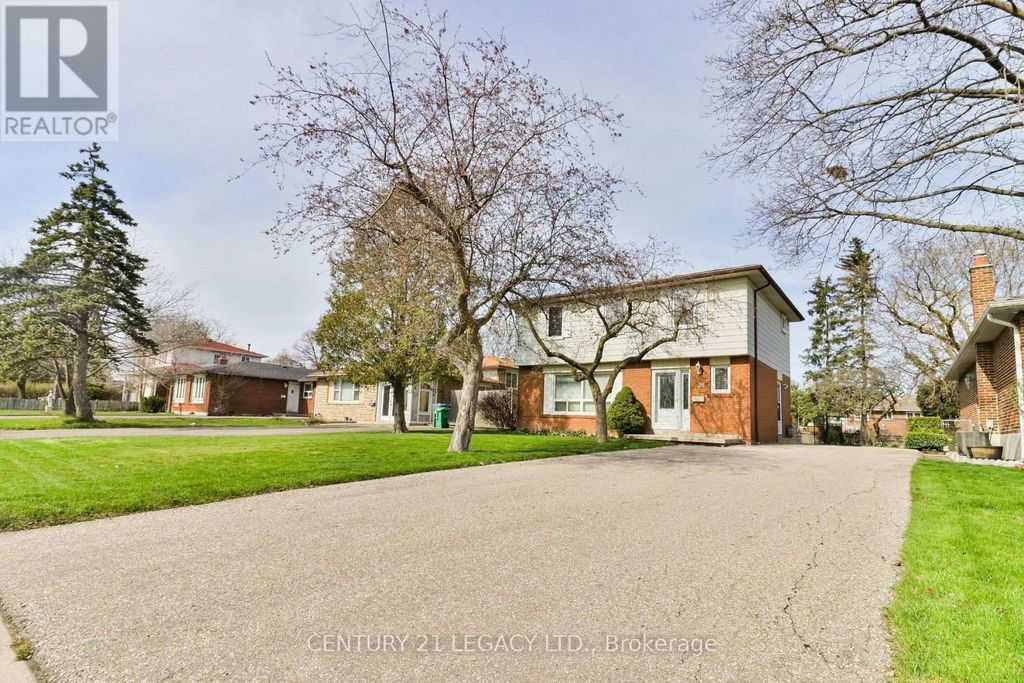 25 Edenborough Drive, Brampton (southgate)