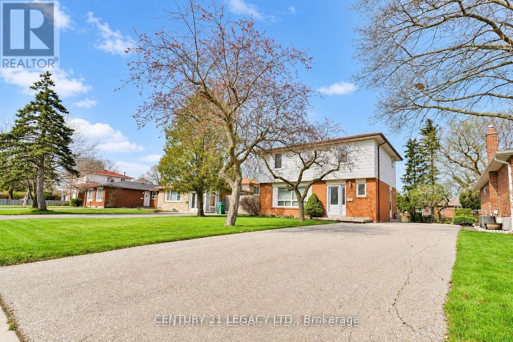 25 Edenborough Drive, Brampton (southgate)