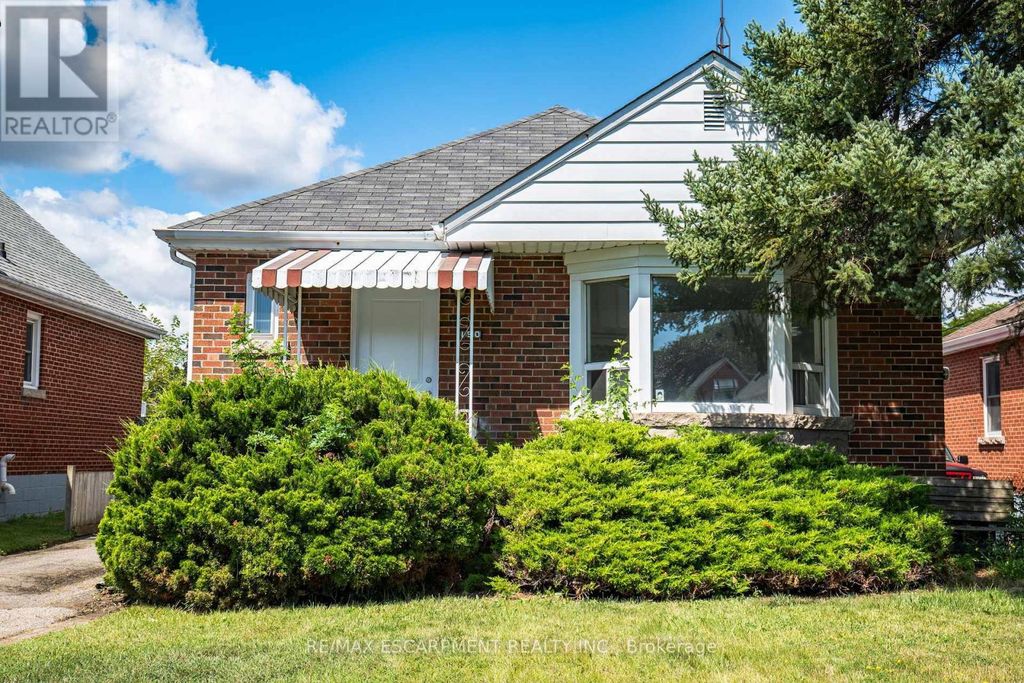 150 Beland Avenue S, Hamilton (glenview)