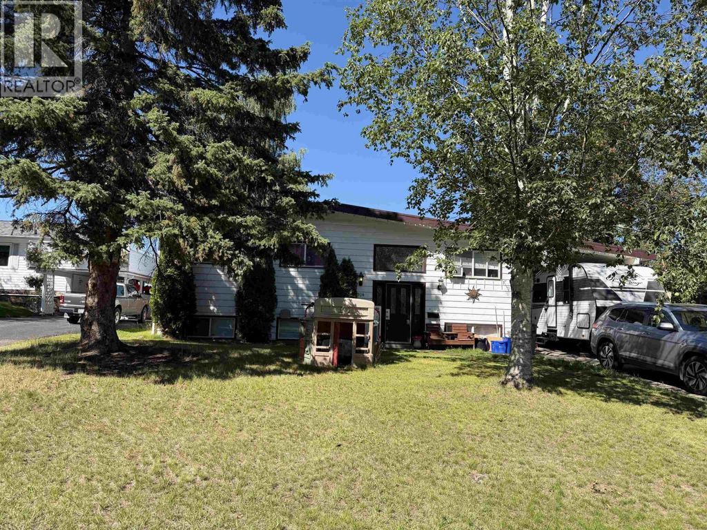 2928 Bessborough Avenue, Prince George