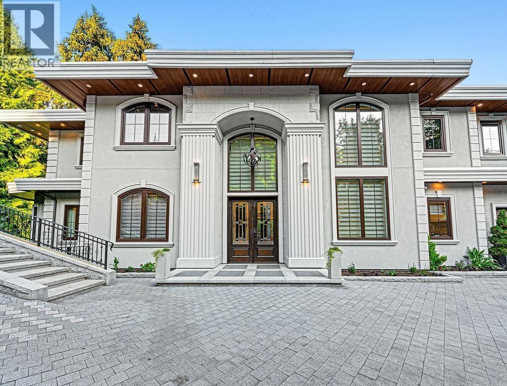 558 Glenross Road, West Vancouver
