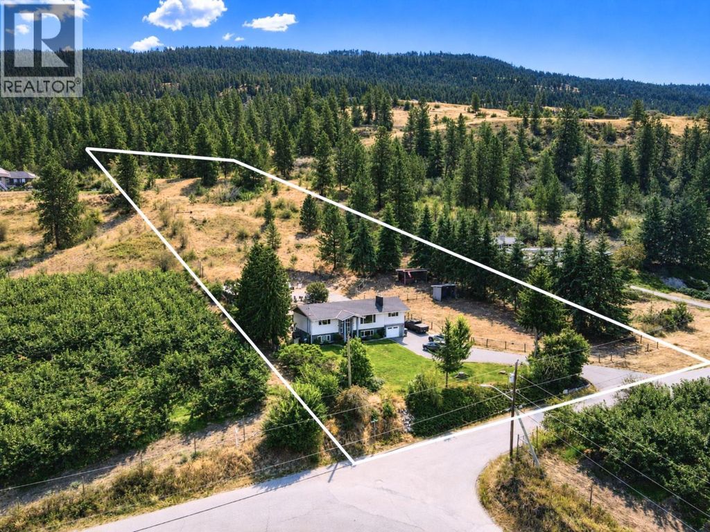 13487 Middle Bench Road, Lake Country