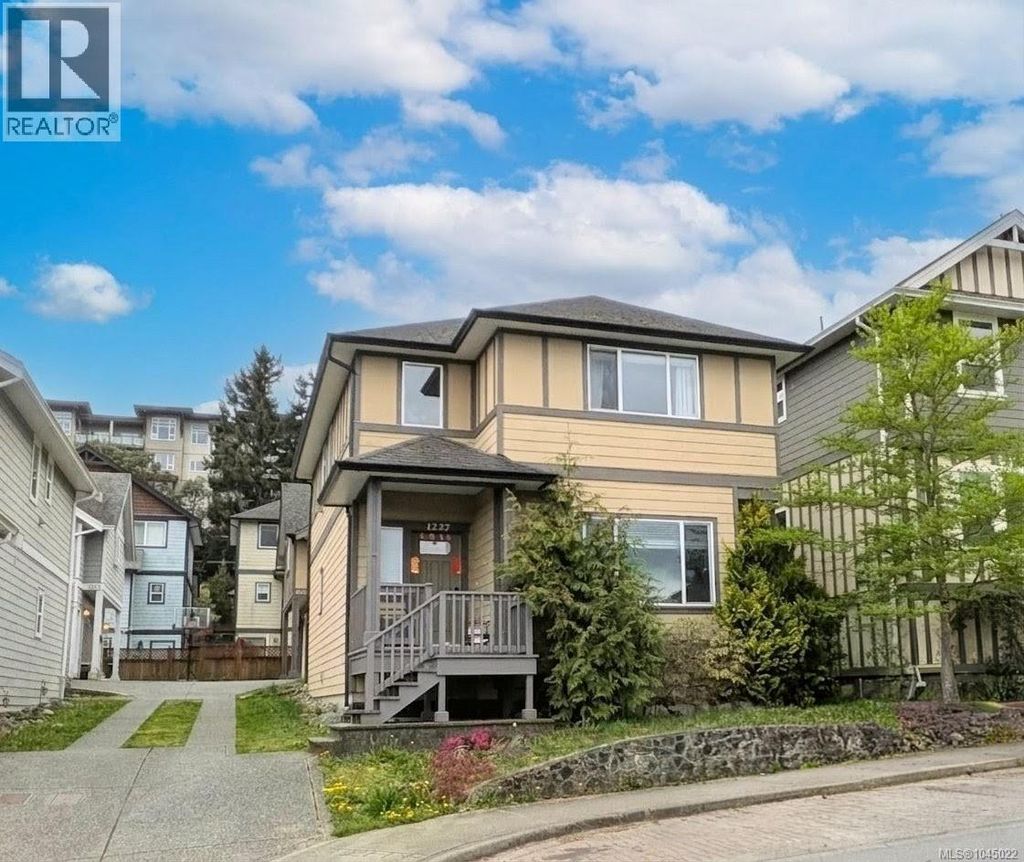 1227 Freshwater Cres, Langford