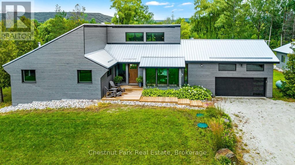 2890 Nottawasaga Conc 10 N, Clearview