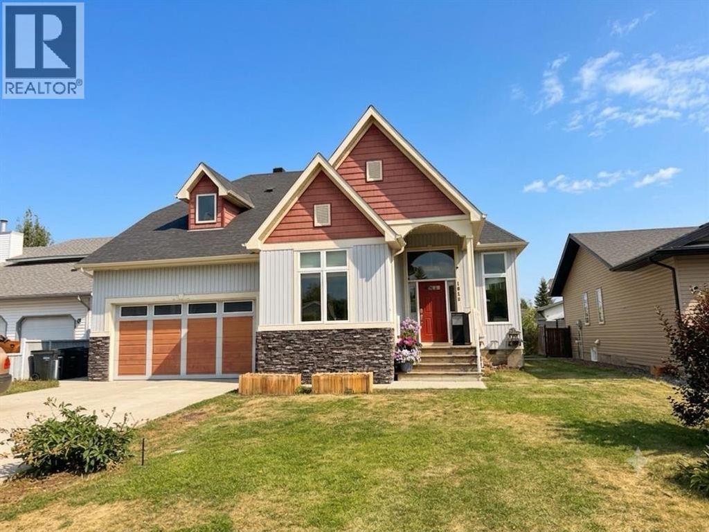 1016 2 Street Ne, Sundre