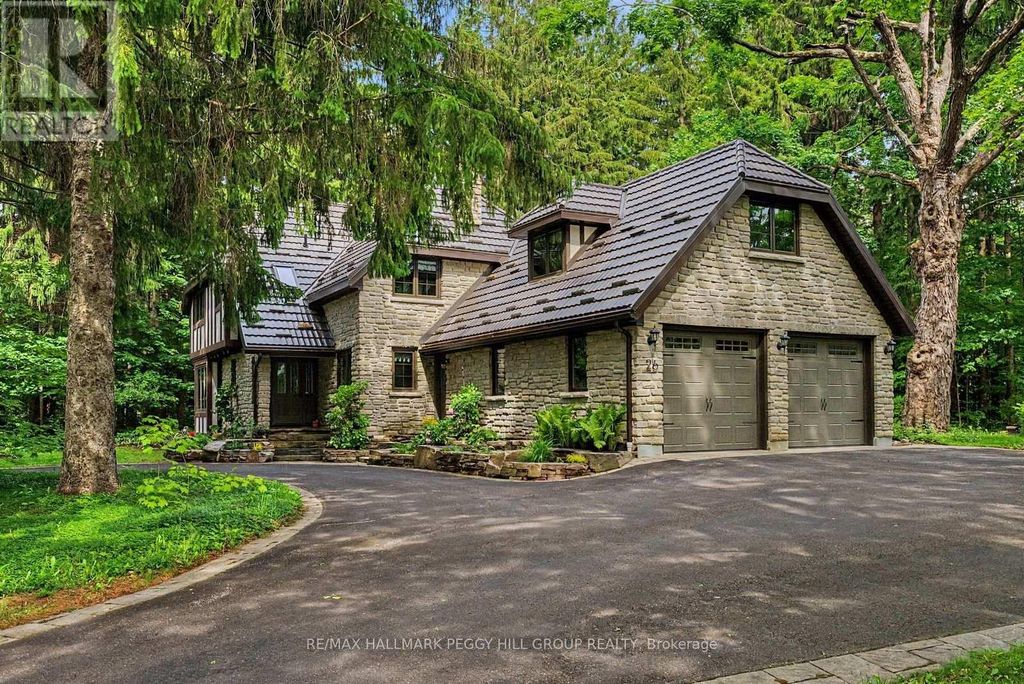 26 Cathedral Pines Road, Oro-Medonte (horseshoe Valley)