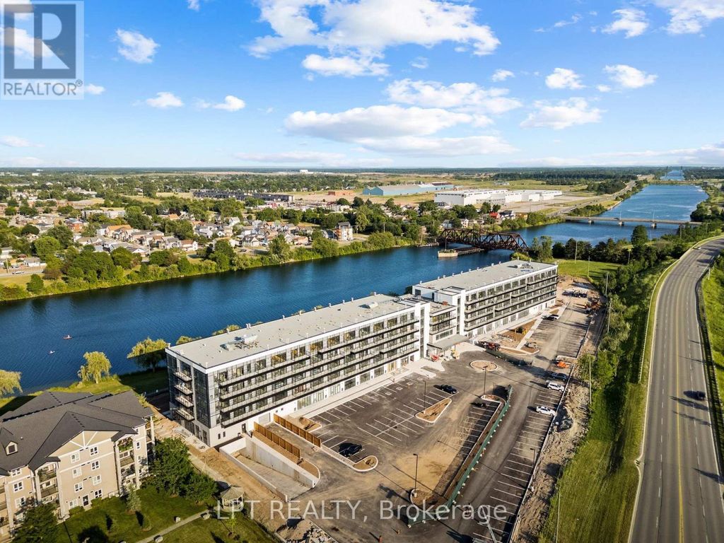 122 - 350 Prince Charles Drive S, Welland (broadway)