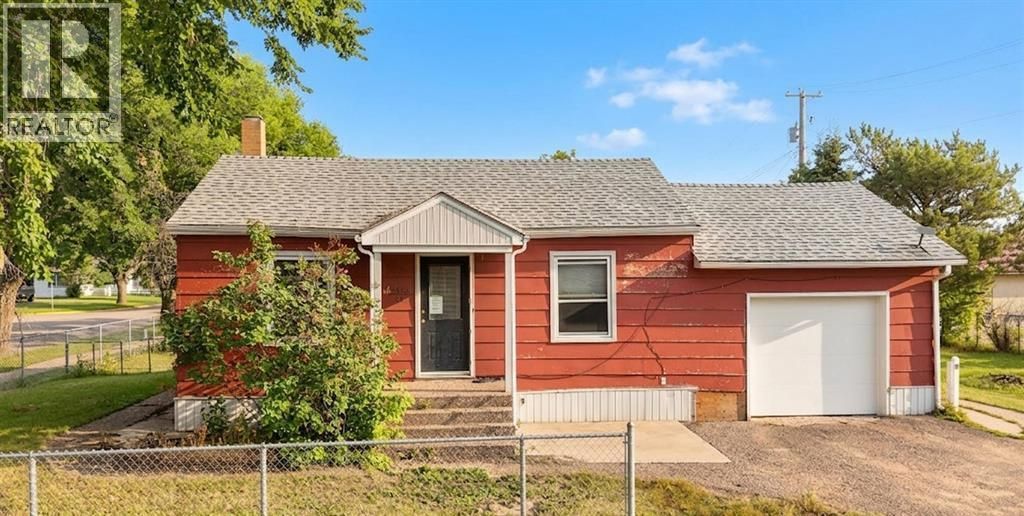 4653 55th Avenue, High Prairie