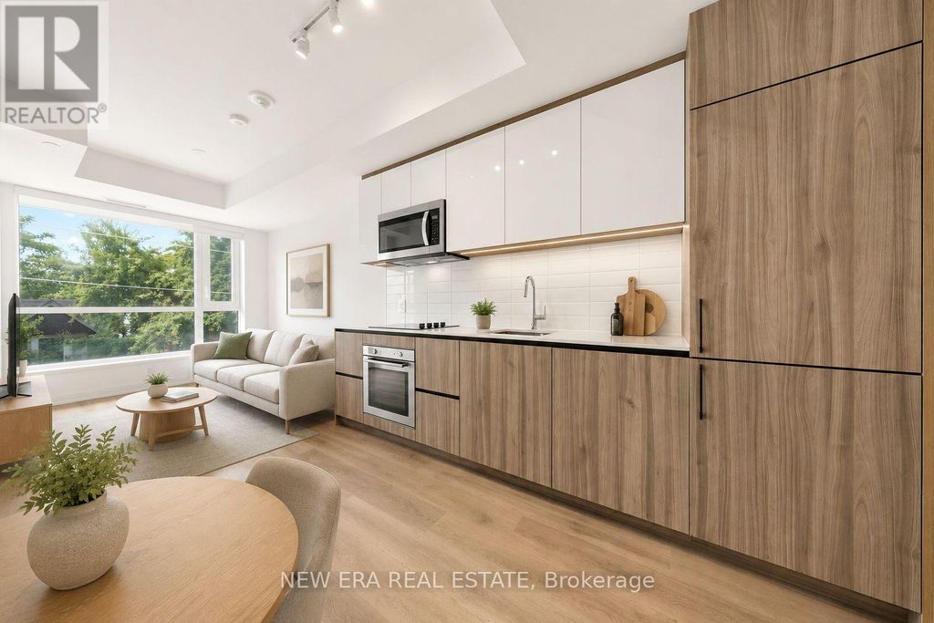 301 - 150 Logan Avenue, Toronto (south Riverdale)