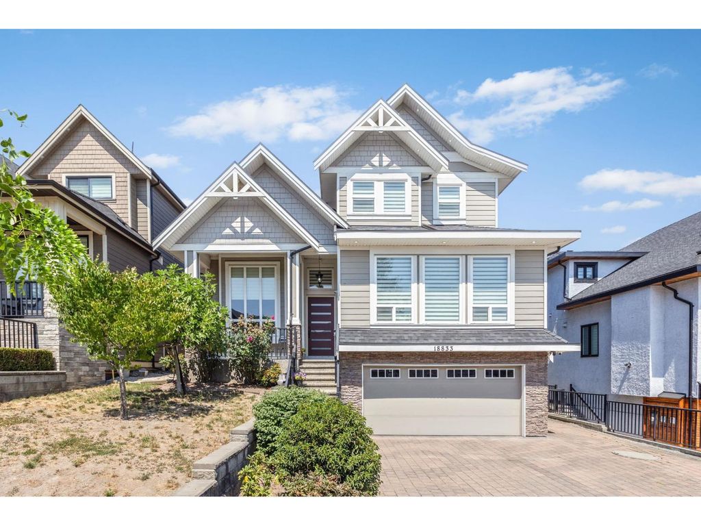 18833 54a Avenue, Surrey