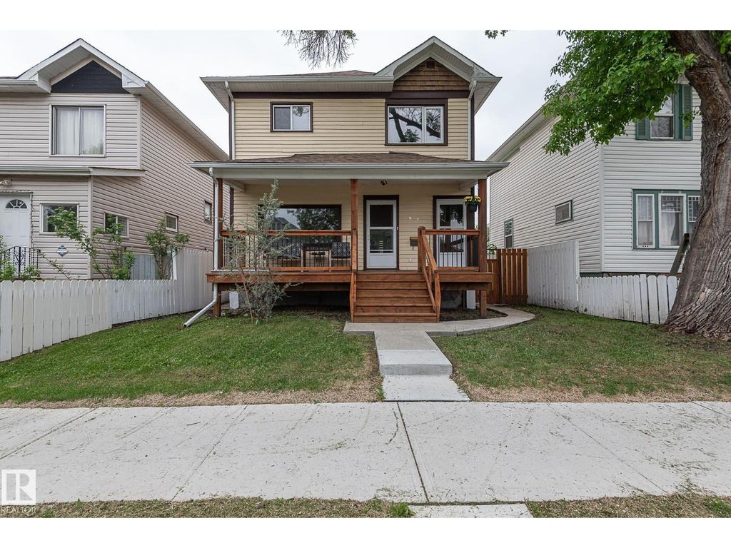 9623 110a Av Nw, Edmonton