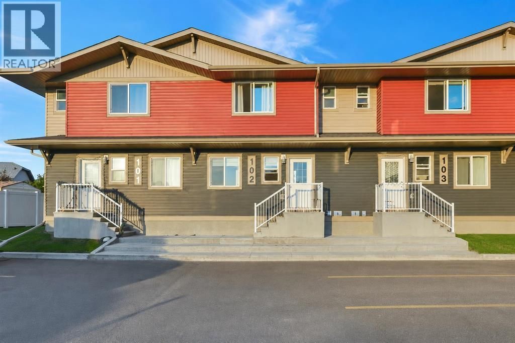 102, 6300 58a Street, Rocky Mountain House