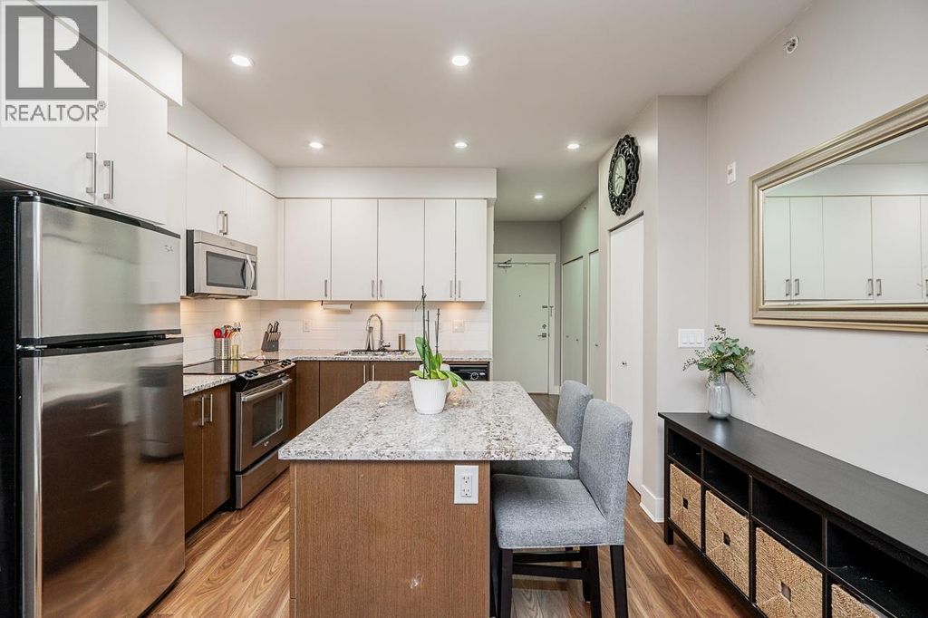 419 55 Eighth Avenue, New Westminster