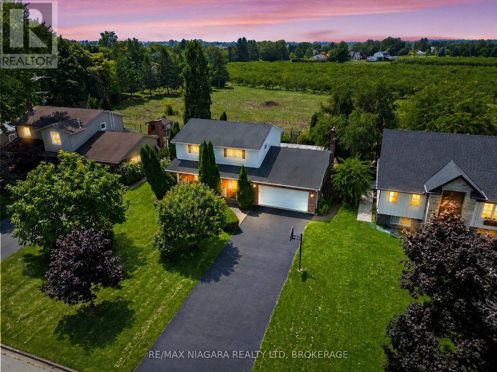 21 Garrison Village Drive, Niagara-On-The-Lake (town)