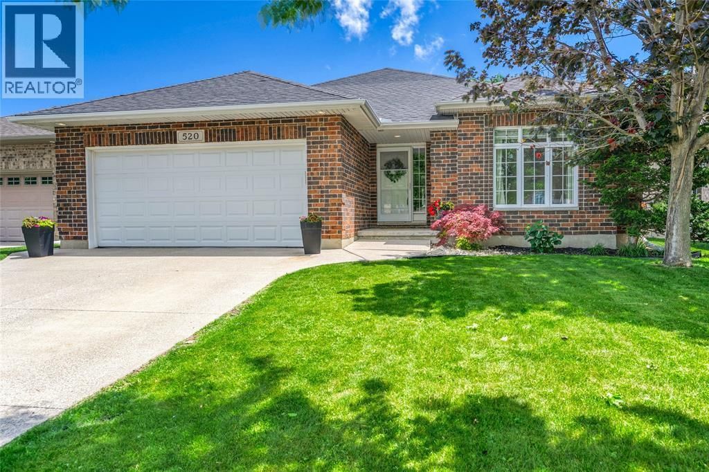 520 Foxwood Court, Sarnia
