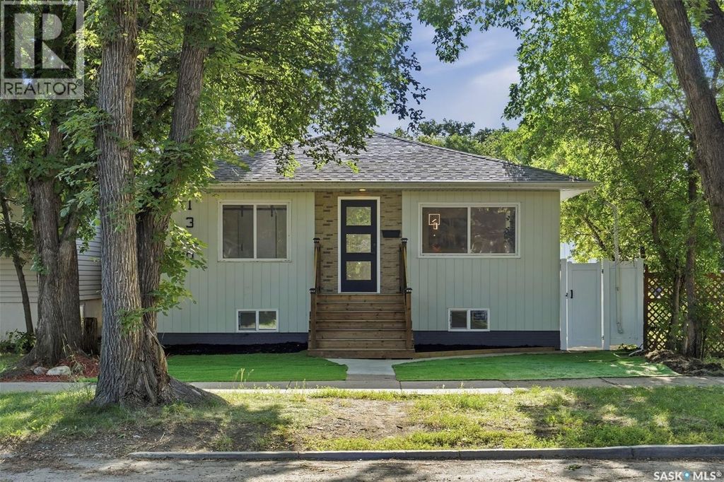 1310 B Avenue N, Saskatoon