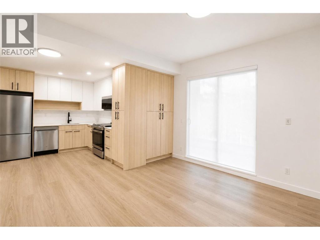 1380 Pridham Avenue Unit# 201, Kelowna