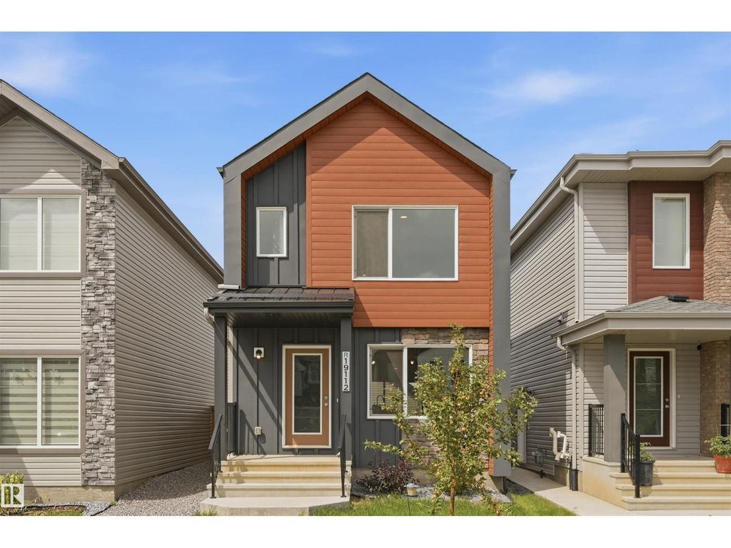19112 22 Av Nw, Edmonton