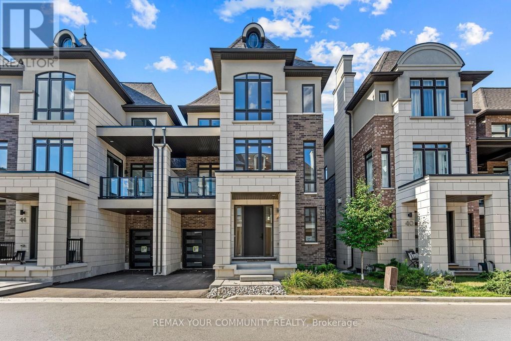42 Globemaster Lane, Richmond Hill (oak Ridges)