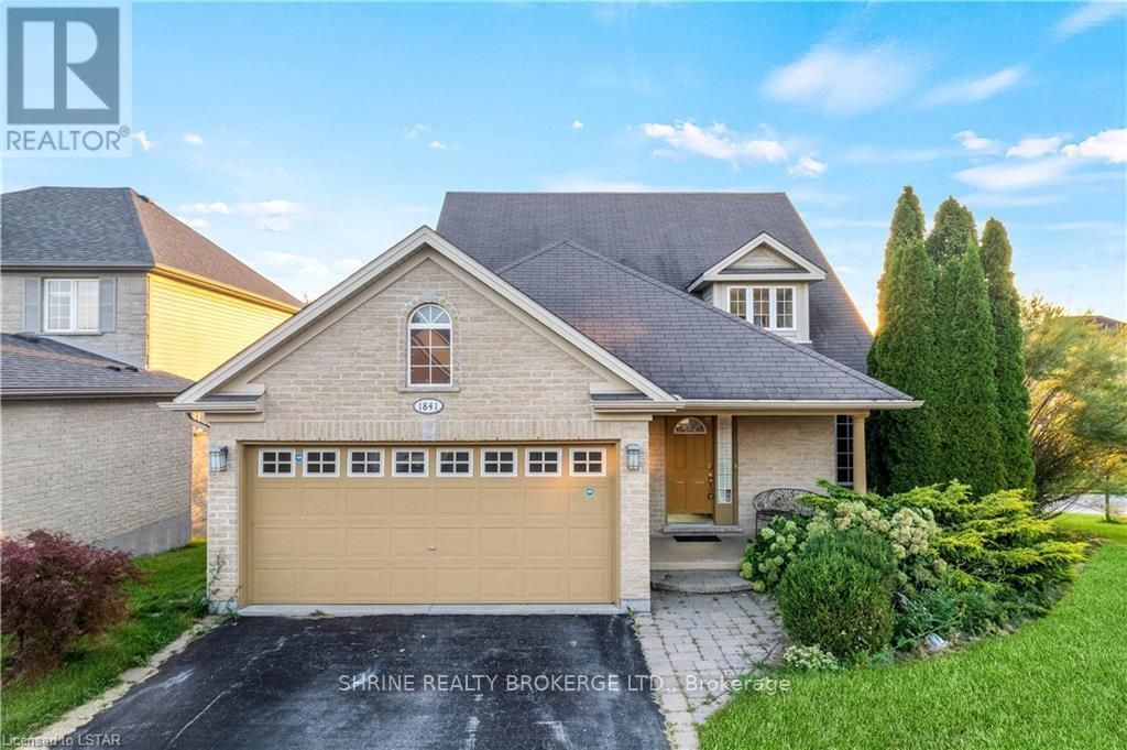 Upper - 1841 Foxwood Avenue, London North (north S)