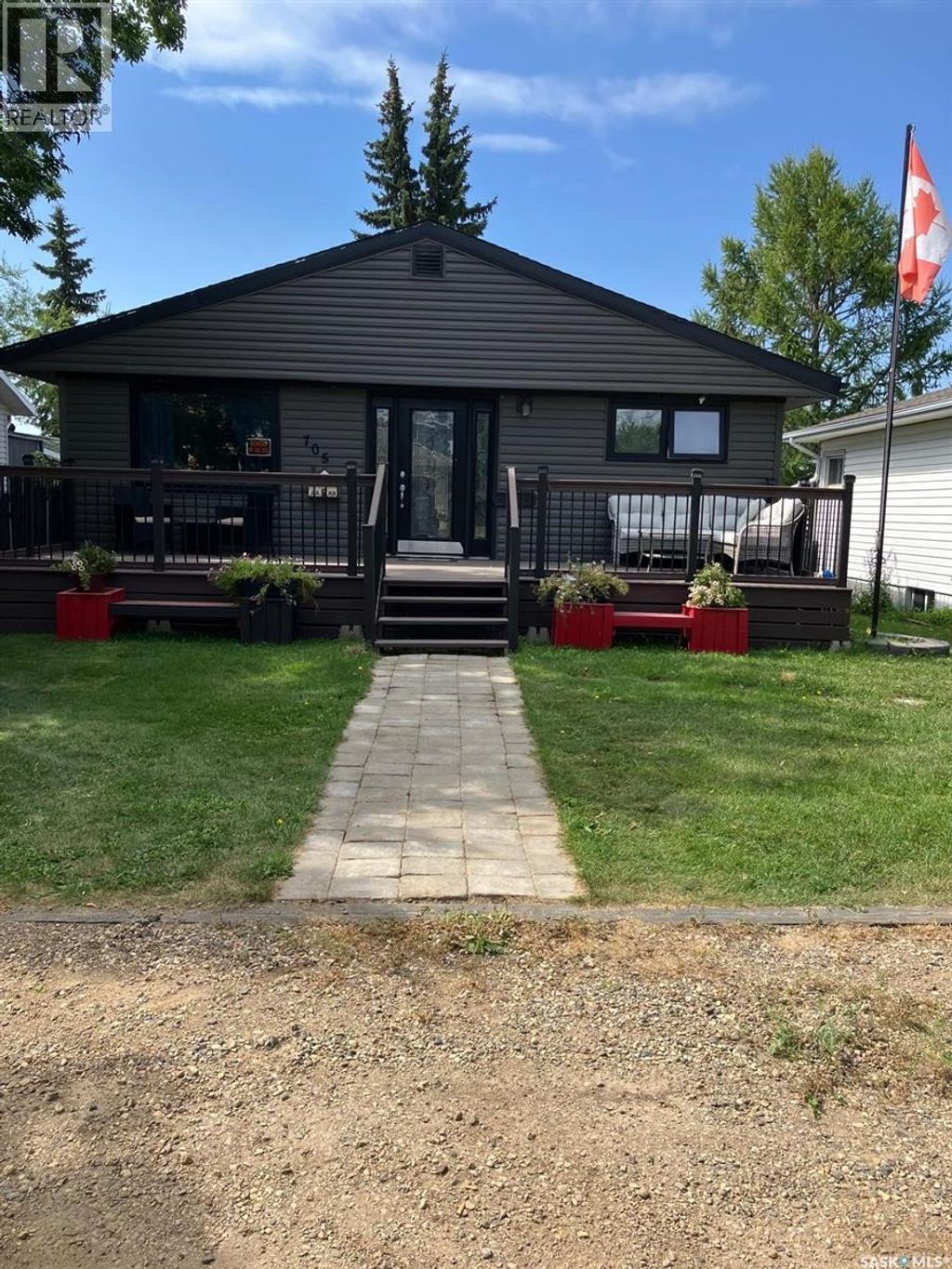 705 Prospect Avenue, Oxbow