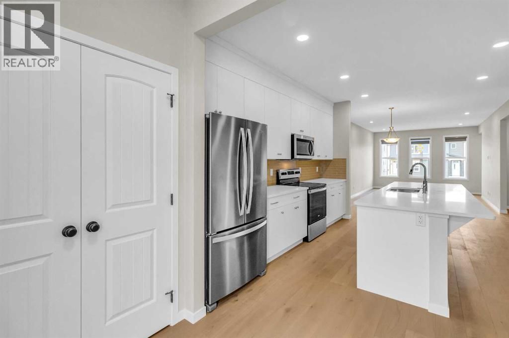 249 Aquila Drive Nw, Calgary