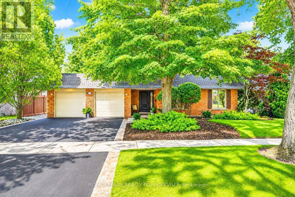 4527 Concord Place, Burlington (shoreacres)