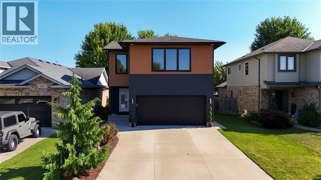 209 Meadowlark Lane, Sarnia