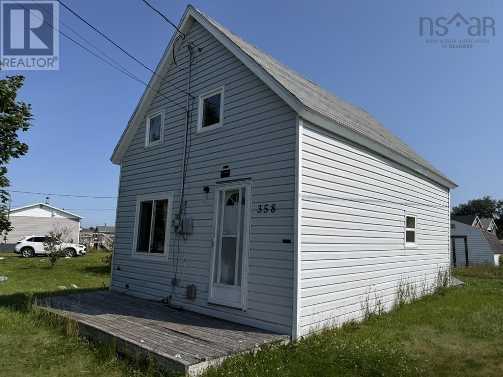 358 Douglas Avenue, Glace Bay