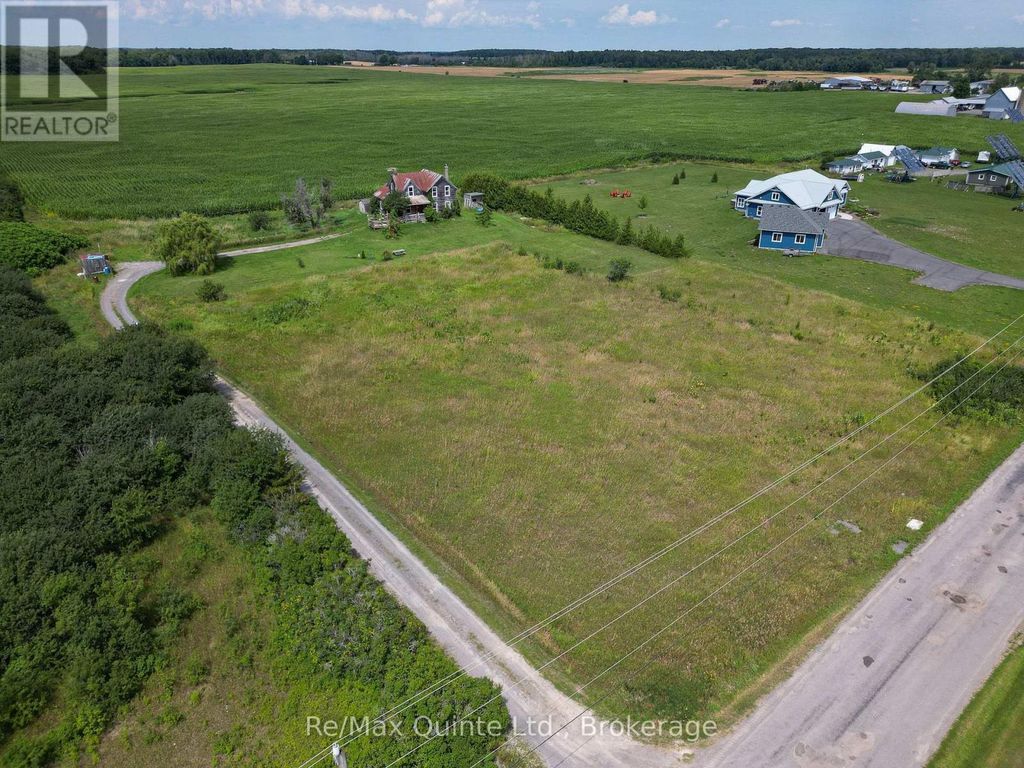 98 Swamp College Road, Prince Edward County (hillier)